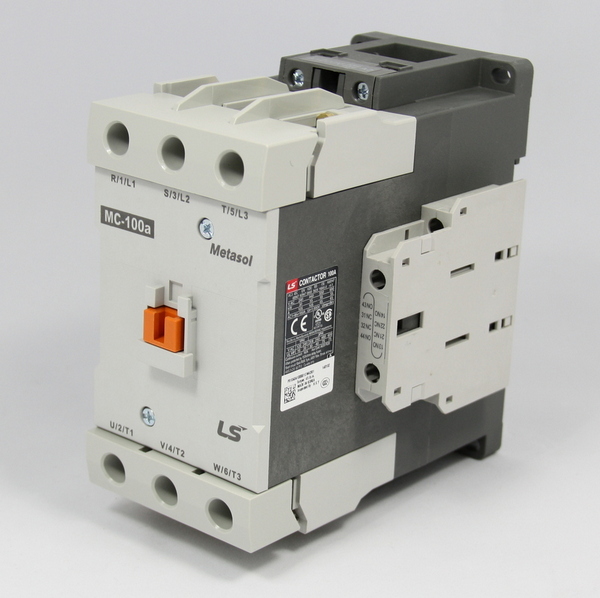 Contator_tripolar_100A_110V_220V_380V_NA_NF_LSIS_MC100_a
